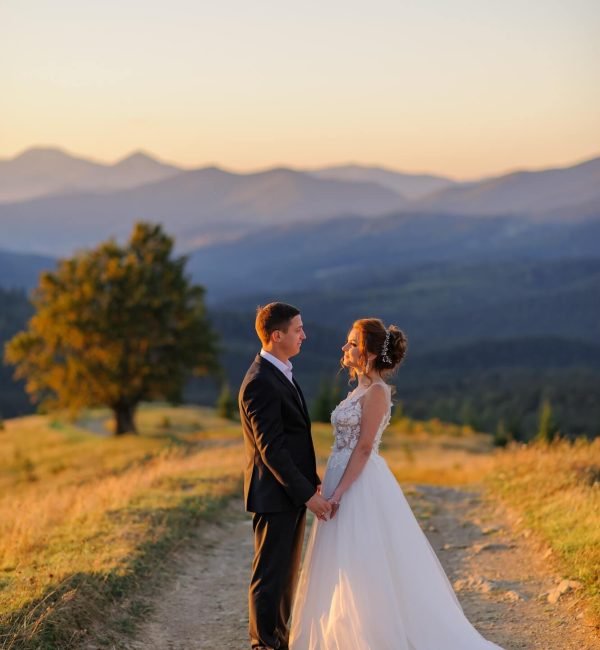 wedding-photography-in-the-mountains-1-1.jpg